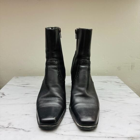Sudini Black Leather Above Ankle Heel Booties Women’s Size 6 - Picture 2 of 11